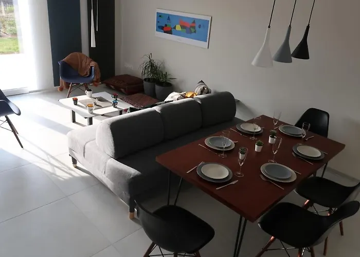 Sur La Route Des Vins - Maison Design - Colmar