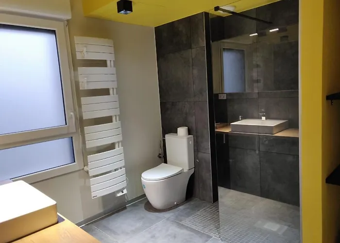 Sur La Route Des Vins - Maison Design - Colmar